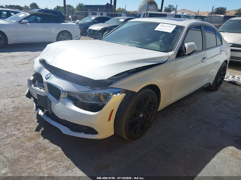 2018 BMW 3er VIN WBA8A9C56JAD27803 IAAI salvage auction — FRONT END, Salvage (California), sold $2,150 on 2026-08-13 (photo 2)