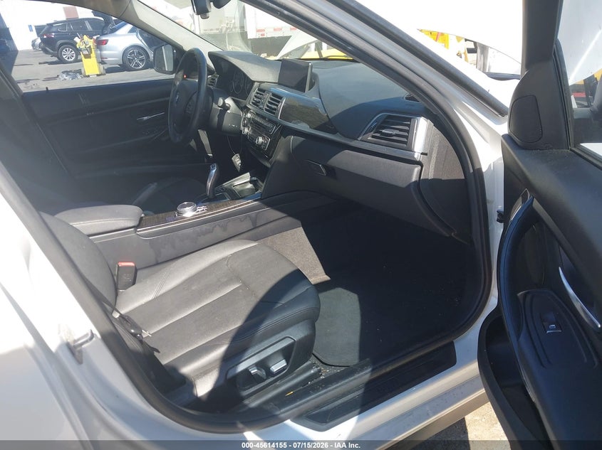 2018 BMW 3er VIN WBA8A9C56JAD27803 IAAI salvage auction — FRONT END, Salvage (California), sold $2,150 on 2026-08-13 (photo 5)