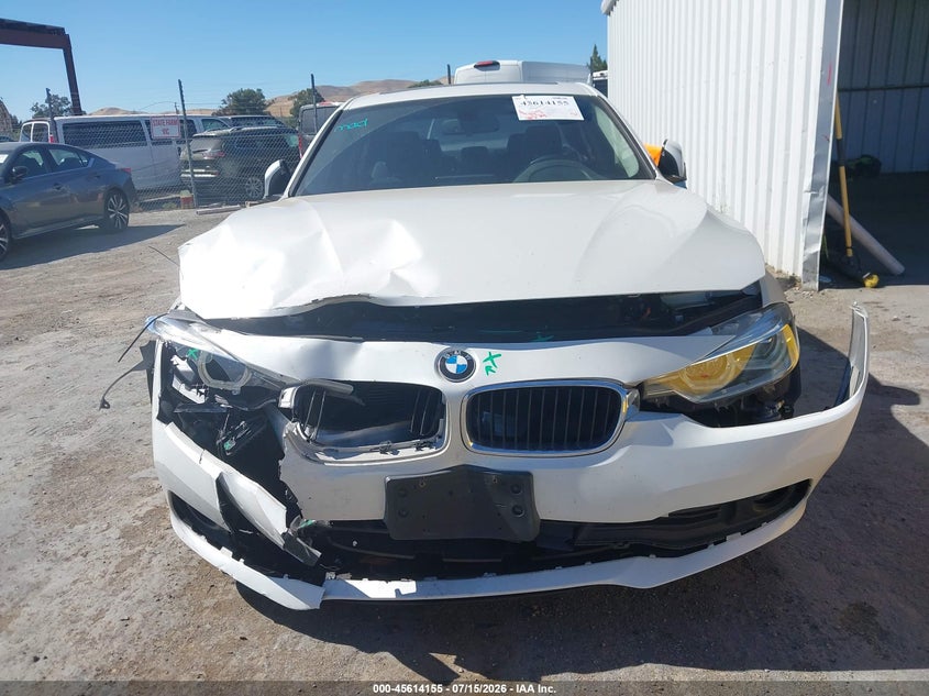 2018 BMW 3er VIN WBA8A9C56JAD27803 IAAI salvage auction — FRONT END, Salvage (California), sold $2,150 on 2026-08-13 (photo 6)