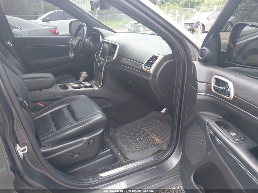 2017 Jeep Grand cherokee VIN 1C4RJEBG7HC813129 IAAI salvage auction — LEFT FRONT, Salvage (Alabama), sold $4,850 on 2026-08-13 (photo 5)