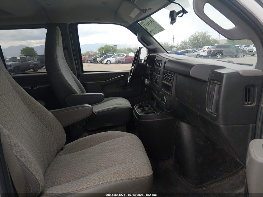 2019 Chevrolet Express 2500 VIN 1GAWGEFG8K1184682 IAAI salvage auction — NORMAL WEAR, Sf97 (Arizona), sold $16,200 on 2026-08-25 (photo 5)