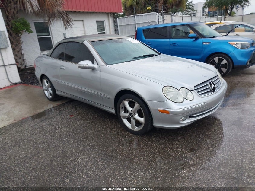 2005 Mercedes-benz Clk-class VIN WDBTK65J25F136743 IAAI salvage auction — NORMAL WEAR, Clear (Florida), sold $450 on 2026-08-06 (photo 1)