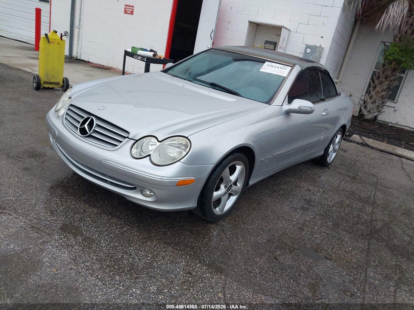 2005 Mercedes-benz Clk-class VIN WDBTK65J25F136743 IAAI salvage auction — NORMAL WEAR, Clear (Florida), sold $450 on 2026-08-06 (photo 2)