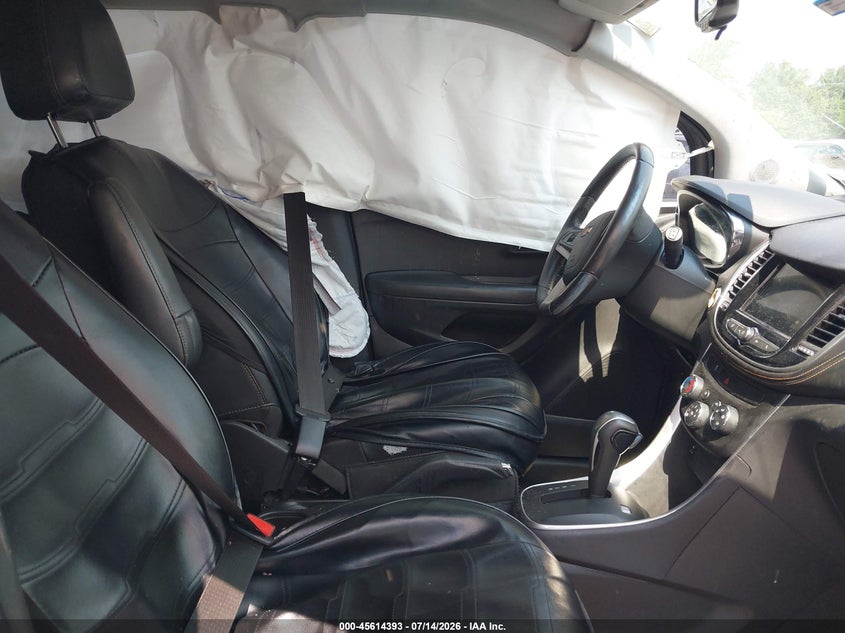 2018 Chevrolet Trax VIN KL7CJLSB7JB647184 IAAI salvage auction — SIDE, Salvage (Pennsylvania), sold $850 on 2026-07-31 (photo 5)