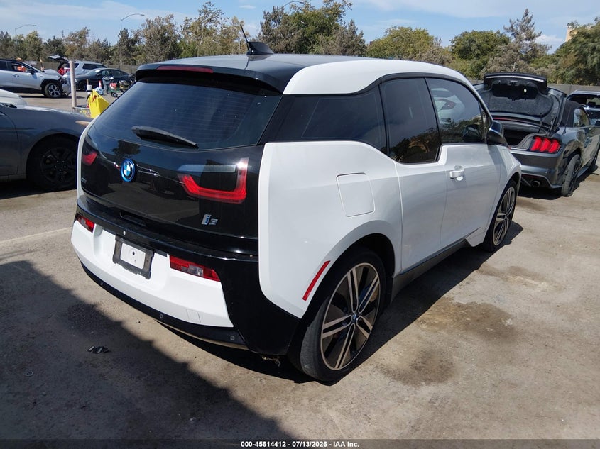 2015 BMW I3 VIN WBY1Z4C50FV278402 IAAI salvage auction — SIDE, Salvage (California), sold $1,750 on 2026-07-29 (photo 4)