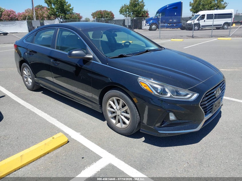 2018 Hyundai Sonata VIN 5NPE24AA8JH691801 — IAAI salvage auction photo