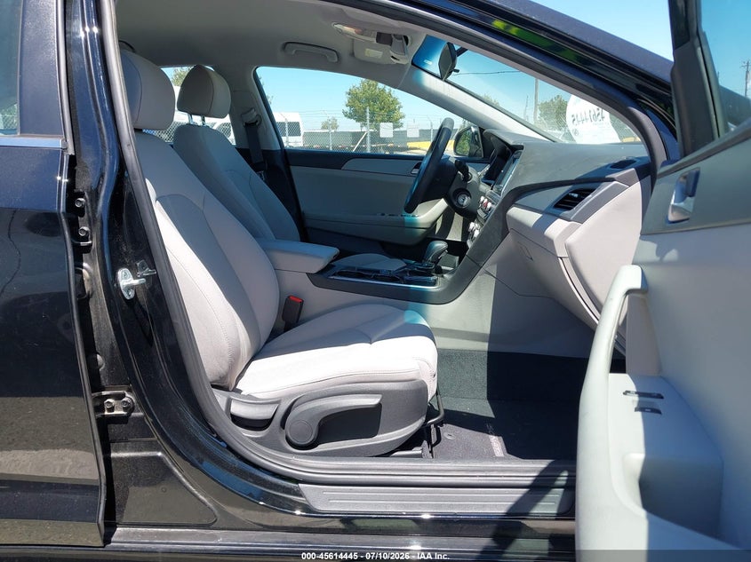 2018 Hyundai Sonata VIN 5NPE24AA8JH691801 IAAI salvage auction — NORMAL WEAR, Sf97 (California), sold $8,175 on 2026-07-30 (photo 5)
