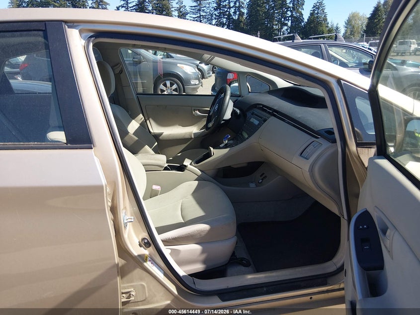 2011 Toyota Prius VIN JTDKN3DU9B1331634 IAAI salvage auction — NORMAL WEAR, Clear (Washington), sold $3,450 on 2026-07-22 (photo 5)