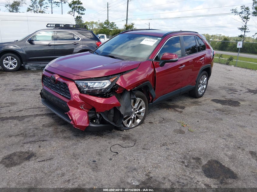 2021 Toyota Rav 4 VIN JTMY1RFVXMD070059 IAAI salvage auction — FRONT END, Rebuildable (Florida), sold $9,100 on 2026-07-25 (photo 2)
