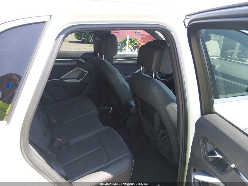 2021 Audi Q3 VIN WA1EECF36M1038241 IAAI salvage auction — FRONT END, Salvage Title, sold $7,300 on 2026-08-26 (photo 8)
