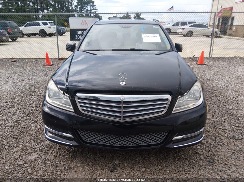 2014 Mercedes-benz C class VIN WDDGF4HBXER308196 IAAI salvage auction — NORMAL WEAR, Clear (Alabama), sold $1,650 on 2026-08-10 (photo 6)