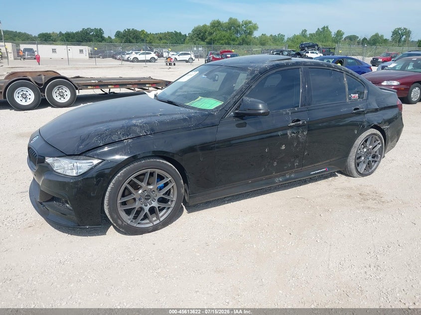 2015 BMW 3er VIN WBA3C3G51FNT52438 IAAI salvage auction — RIGHT REAR, Salvage Title, sold $2,175 on 2026-08-04 (photo 2)
