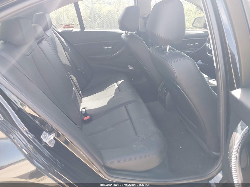 2015 BMW 3er VIN WBA3C3G51FNT52438 IAAI salvage auction — RIGHT REAR, Salvage Title, sold $2,175 on 2026-08-04 (photo 8)