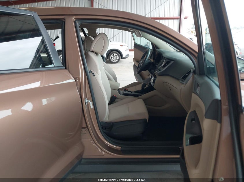 2016 Hyundai Tucson VIN KM8J23A44GU235808 IAAI salvage auction — NORMAL WEAR, Clear - Dealer Only (California), sold $3,975 on 2026-07-28 (photo 5)