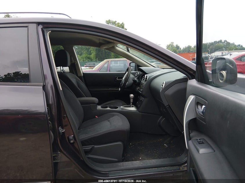 2015 Nissan Rogue VIN JN8AS5MV1FW765343 IAAI salvage auction — NORMAL WEAR, Clear-Dealer Only (Maryland), sold $775 on 2026-07-30 (photo 5)