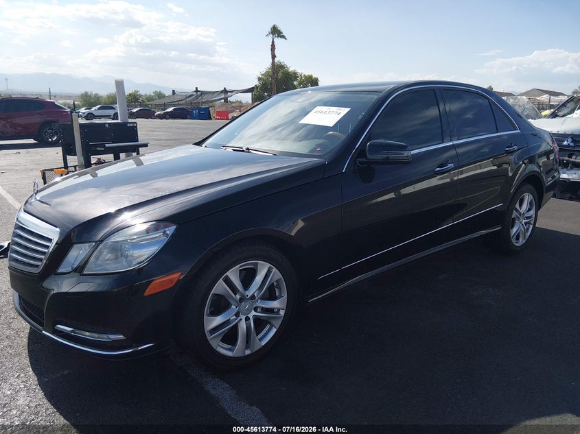 2011 Mercedes-benz E-class VIN WDDHF5GB8BA469233 IAAI salvage auction — RIGHT SIDE, Salvage (Nevada), sold $1,100 on 2026-08-07 (photo 2)