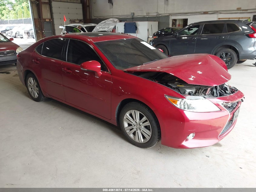 2013 Lexus ES VIN JTHBK1GG3D2043543 IAAI salvage auction — FRONT END, Salvage Title, sold $50 on 2026-07-29 (photo 1)