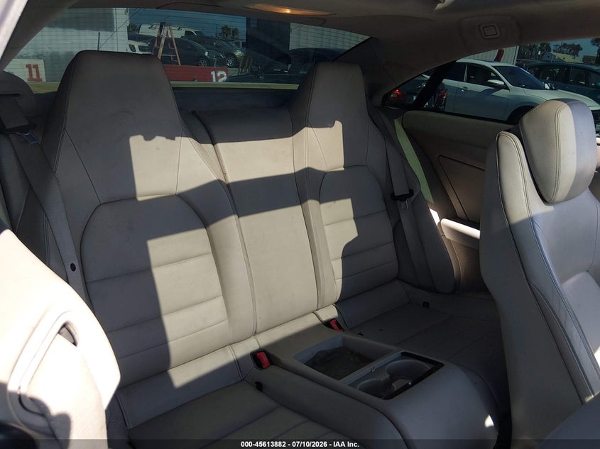 2011 Mercedes-benz E-class VIN WDDKJ5GB8BF062486 IAAI salvage auction — NORMAL WEAR, Clear - Dealer Only (California), sold $625 on 2026-07-30 (photo 8)