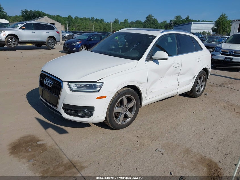 2015 Audi Q3 VIN WA1EFCFS9FR003718 IAAI salvage auction — NORMAL WEAR, Clear (Massachusetts), sold $800 on 2026-07-29 (photo 2)
