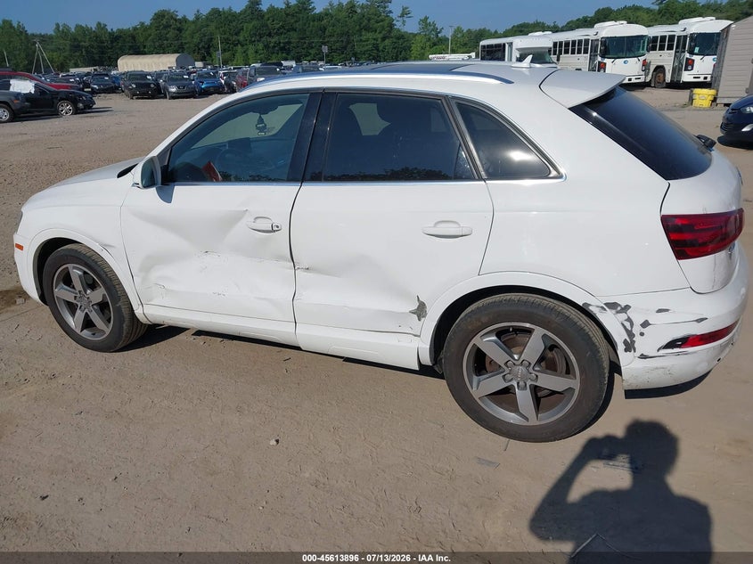 2015 Audi Q3 VIN WA1EFCFS9FR003718 IAAI salvage auction — NORMAL WEAR, Clear (Massachusetts), sold $800 on 2026-07-29 (photo 6)