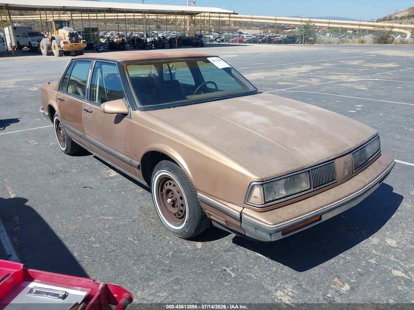 1989 Oldsmobile Delta 88 VIN 1G3HY54C7KH302628 IAAI salvage auction — NORMAL WEAR, Clear - Dealer Only (California), sold $200 on 2026-07-22 (photo 1)