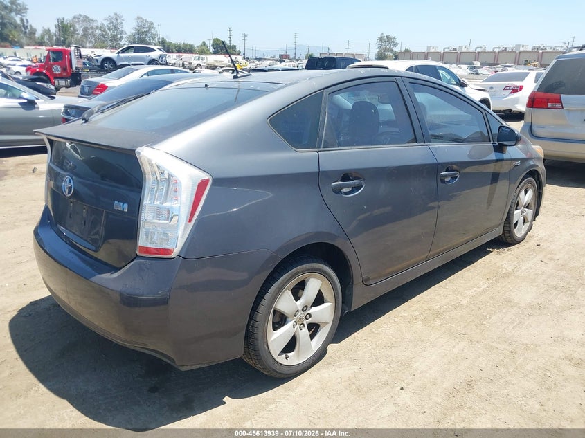 2010 Toyota Prius v VIN JTDKN3DU4A0220767 IAAI salvage auction — NORMAL WEAR, Clear - Dealer Only (California), sold $2,150 on 2026-07-15 (photo 4)