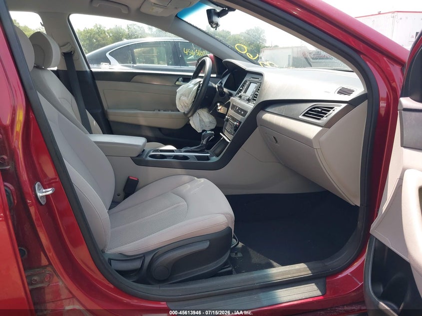2015 Hyundai Sonata VIN 5NPE34AF2FH029390 IAAI salvage auction — FRONT END, Wait Title, sold $600 on 2026-08-01 (photo 5)