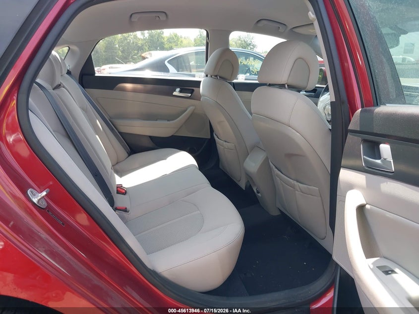 2015 Hyundai Sonata VIN 5NPE34AF2FH029390 IAAI salvage auction — FRONT END, Wait Title, sold $600 on 2026-08-01 (photo 8)