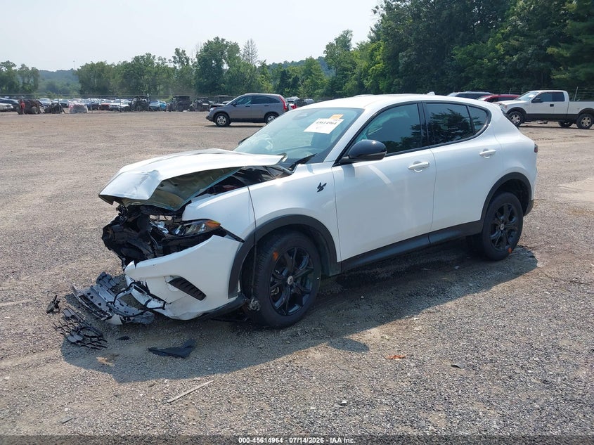 2023 Dodge Hornet VIN ZACNDFAN0P3A03077 IAAI salvage auction — FRONT & REAR, Salvage Title, sold $1,850 on 2026-08-17 (photo 2)