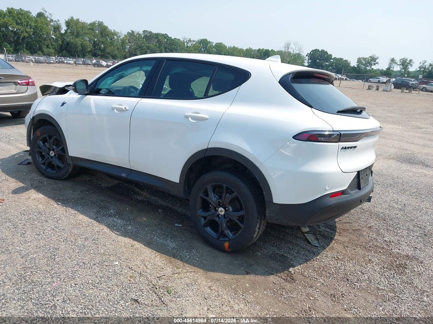 2023 Dodge Hornet VIN ZACNDFAN0P3A03077 IAAI salvage auction — FRONT & REAR, Salvage Title, sold $1,850 on 2026-08-17 (photo 3)