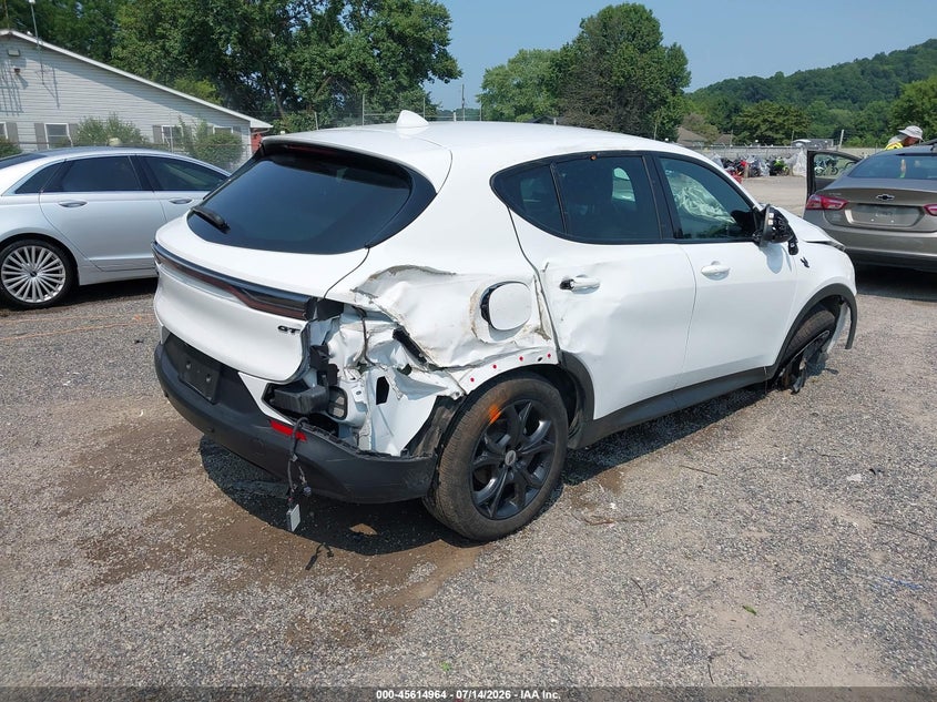 2023 Dodge Hornet VIN ZACNDFAN0P3A03077 IAAI salvage auction — FRONT & REAR, Salvage Title, sold $1,850 on 2026-08-17 (photo 4)