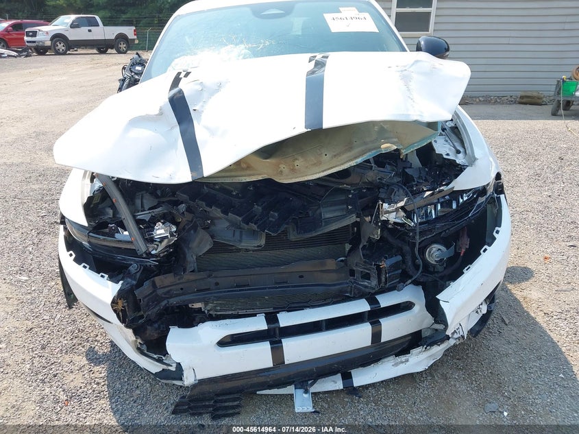 2023 Dodge Hornet VIN ZACNDFAN0P3A03077 IAAI salvage auction — FRONT & REAR, Salvage Title, sold $1,850 on 2026-08-17 (photo 6)