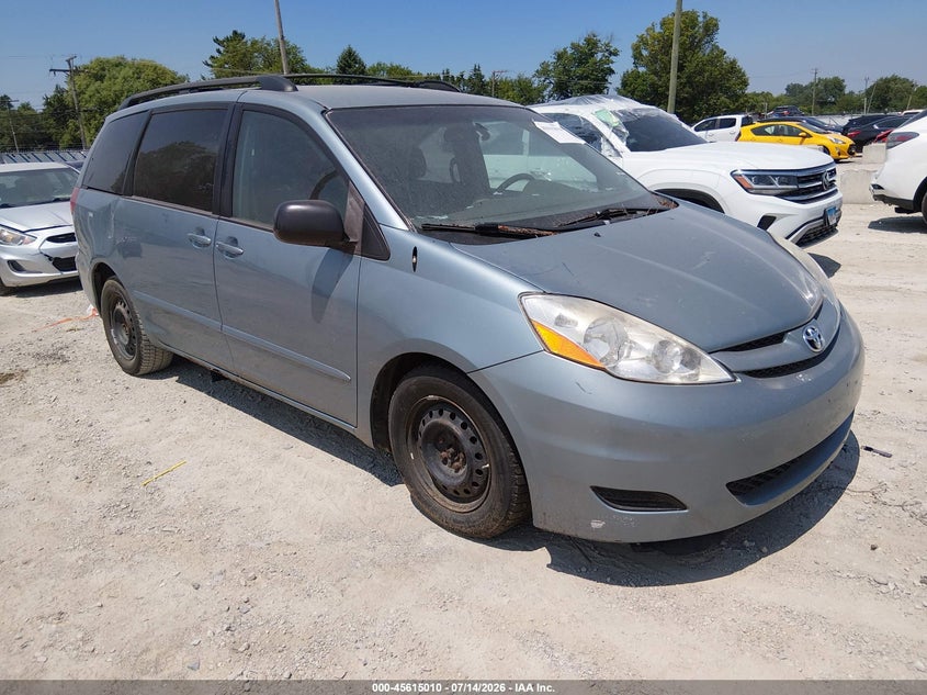 2008 Toyota Sienna VIN 5TDZK23C38S125277 IAAI salvage auction — NORMAL WEAR, Clear (Indiana), sold $300 on 2026-07-28 (photo 1)