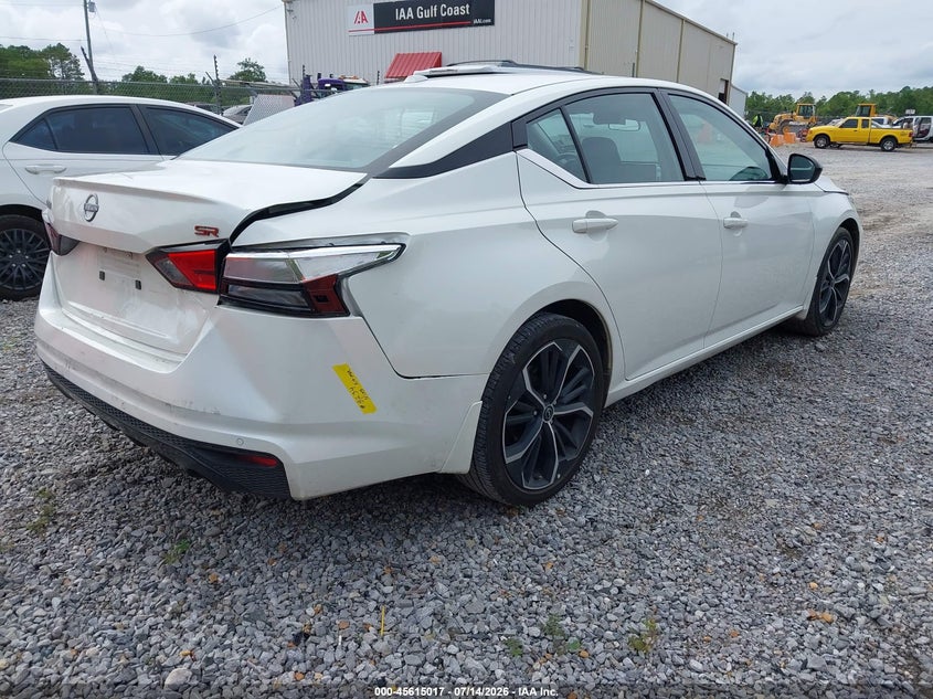 2025 Nissan Altima VIN 1N4BL4CV8SN357761 IAAI salvage auction — NORMAL WEAR, Salvage Title, sold $10,300 on 2026-07-19 (photo 4)