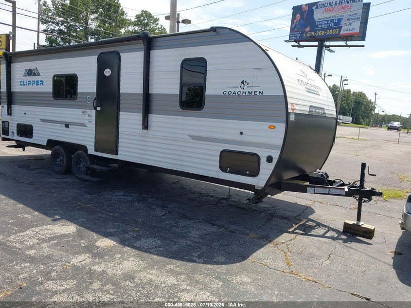 2025 Forest river Clipper VIN 5ZT2CWRB5SJ135641 IAAI salvage auction — NORMAL WEAR, Clear (Tennessee), sold $2,850 on 2026-07-16 (photo 1)