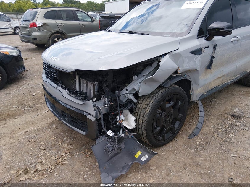 2024 Kia Sorento VIN 5XYRKDJF6RG266738 IAAI salvage auction — FRONT END, Salvage Title, sold $13,050 on 2026-08-01 (photo 6)