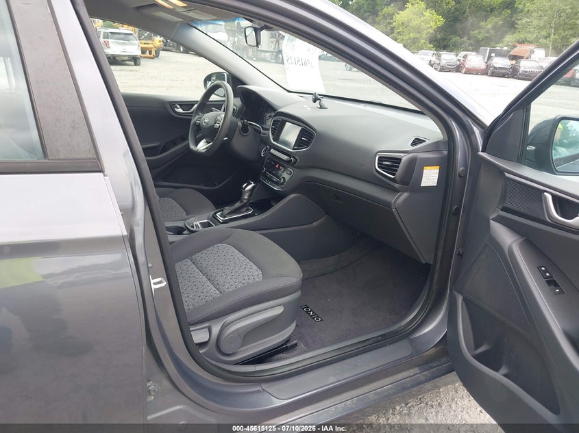 2018 Hyundai Ioniq hybrid VIN KMHC65LC3JU100937 IAAI salvage auction — NORMAL WEAR, Sf97 (New York), sold $8,950 on 2026-07-23 (photo 5)