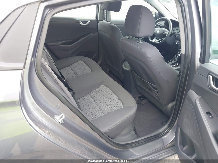 2018 Hyundai Ioniq hybrid VIN KMHC65LC3JU100937 IAAI salvage auction — NORMAL WEAR, Sf97 (New York), sold $8,950 on 2026-07-23 (photo 8)