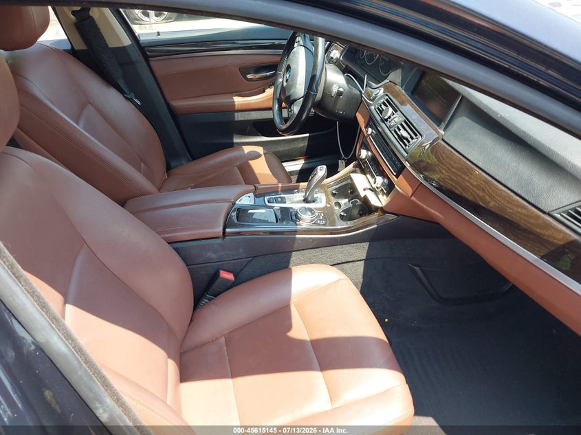 2015 BMW 5er VIN WBA5A7C59FD621884 IAAI salvage auction — FRONT END, Salvage Title, sold $2,300 on 2026-08-13 (photo 5)