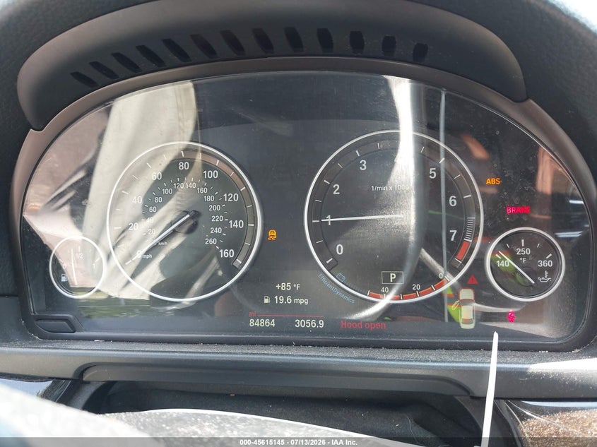 2015 BMW 5er VIN WBA5A7C59FD621884 IAAI salvage auction — FRONT END, Salvage Title, sold $2,300 on 2026-08-13 (photo 7)