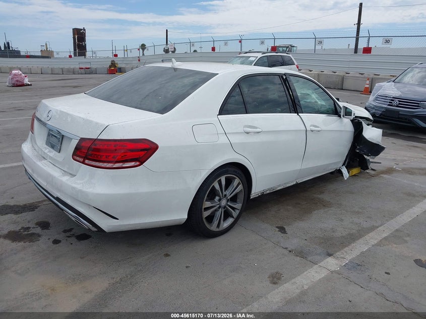 2014 Mercedes-benz E-klasse VIN WDDHF5KB1EA876645 IAAI salvage auction — FRONT END, Salvage Title, sold $575 on 2026-08-05 (photo 4)