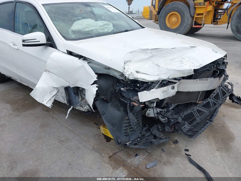 2014 Mercedes-benz E-klasse VIN WDDHF5KB1EA876645 IAAI salvage auction — FRONT END, Salvage Title, sold $575 on 2026-08-05 (photo 6)