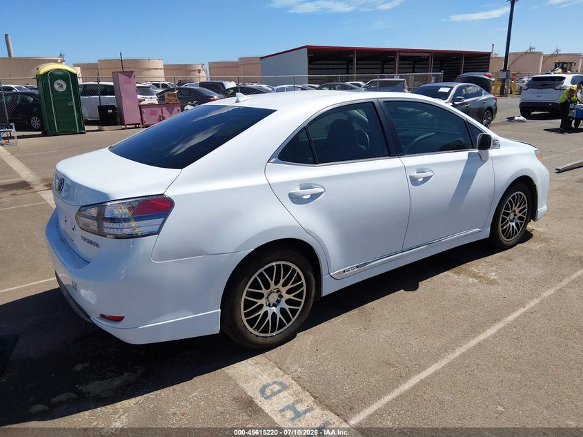 2010 Lexus Hs 250h VIN JTHBB1BA1A2002844 IAAI salvage auction — NORMAL WEAR, Clear (Hawaii), sold $25 on 2026-07-21 (photo 4)