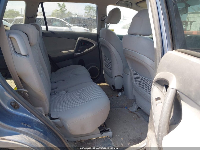 2008 Toyota Rav4 VIN JTMBD31V886076969 IAAI salvage auction — NORMAL WEAR, Clear (Illinois), sold $125 on 2026-07-22 (photo 8)