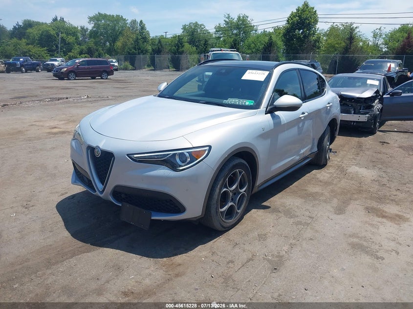 2022 Alfa romeo Stelvio VIN ZASPAKBN3N7D41334 IAAI salvage auction — LEFT REAR, Salvage Title, sold $7,600 on 2026-08-20 (photo 2)