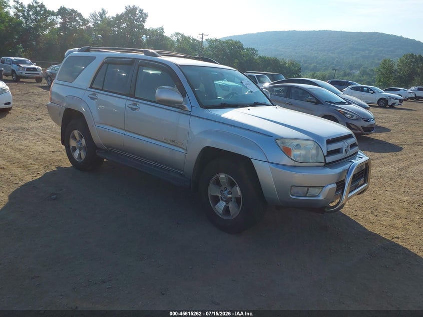 2005 Toyota 4runner VIN JTEBU17R858033243 IAAI salvage auction — NORMAL WEAR, Clear (New Jersey), sold $1,900 on 2026-07-23 (photo 1)