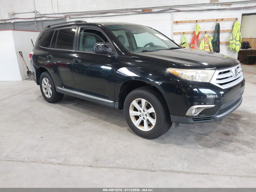 2013 Toyota Highlander VIN 5TDBK3EH3DS179673 IAAI salvage auction — NORMAL WEAR, Clear (New York), sold $2,050 on 2026-07-22 (photo 1)