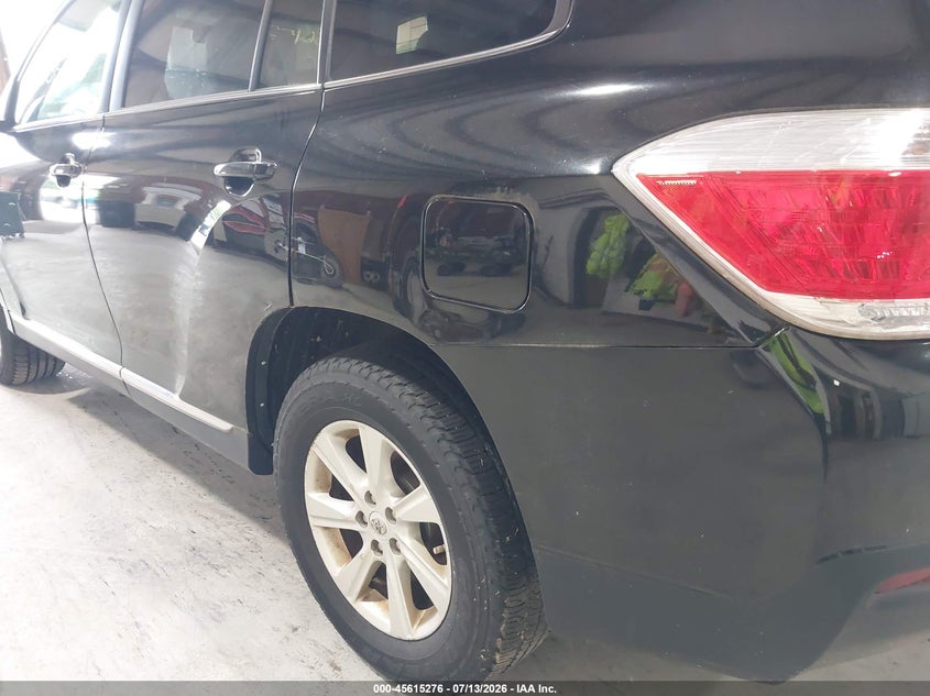 2013 Toyota Highlander VIN 5TDBK3EH3DS179673 IAAI salvage auction — NORMAL WEAR, Clear (New York), sold $2,050 on 2026-07-22 (photo 6)