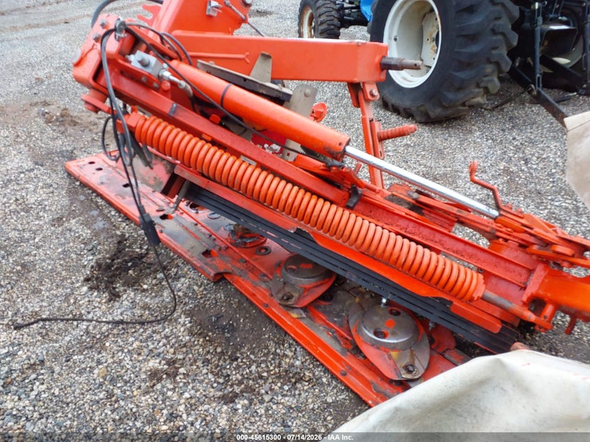 2022 Kuhn Mower gmd280hd VIN KSAA1025C80D09111 IAAI salvage auction — ALL OVER, Bill Of Sale (Texas), sold $75 on 2026-07-29 (photo 8)