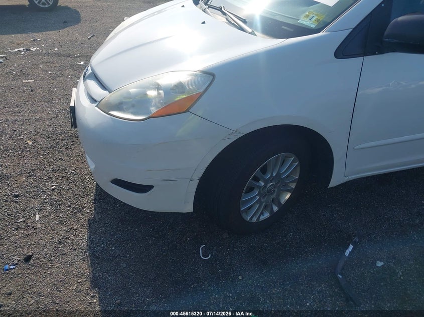 2009 Toyota Sienna VIN 5TDBK23C29S026324 IAAI salvage auction — NORMAL WEAR, Clear (New Jersey), sold $550 on 2026-07-27 (photo 6)